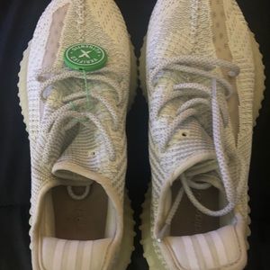 - MENS Adidas Yeezy Boost 350 V2 Abez NOT SOLD